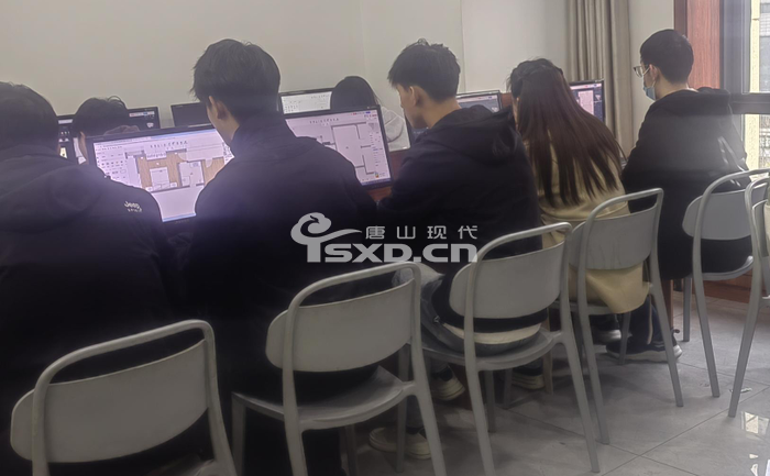 沒有讀完初中可以讀唐山現代電腦培訓學校嗎